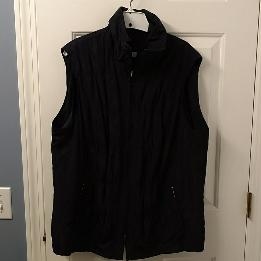 Plus size Vest, (windbreaker weight)